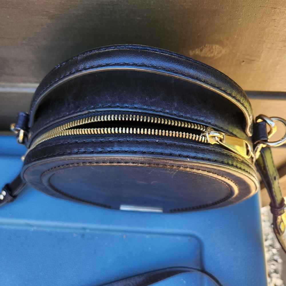 Brahmin Black Round Leather Crossbody Bag - Picture 7 of 9